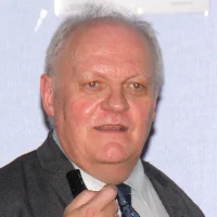 François Asselineau